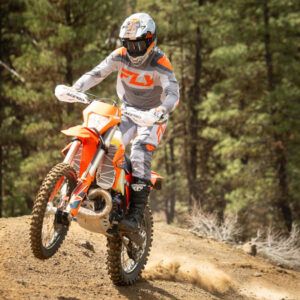 Conjunto FLY RACING F-16 Gris / Naranja